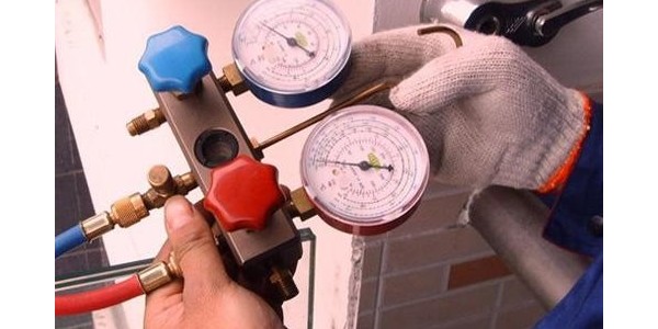 如何判斷中央空調該不該加氟？