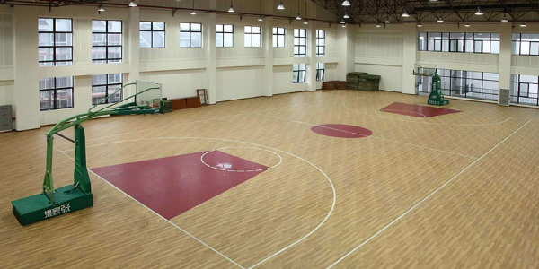 上海越邦機電設備有限公司是專為酒店、辦公場所、商場、醫(yī)院、中、高檔公寓、別墅、等提供舒適、健康、智能環(huán)境解決方案的專業(yè)公司，以商用中央空調安裝技術為核心，提供制冷制暖設備及選型設計安裝售后、新風排風設備及選型設計安裝售后、空氣能中央熱水設備及選型設計安裝售后等安裝性服務。專注于為企業(yè)辦公中央空調，酒店中央空調，餐廳中央空調，商場中央空調，辦公樓中央空調，醫(yī)院中央空調，超市中央空調，門店中央空調，寫字樓中央空調等場所制定適合自己的中央空調安裝，如有需求，歡迎來電咨詢17717677281。越邦機電原創(chuàng)文章，抄襲必究，轉載請注明出處并附帶本文鏈接