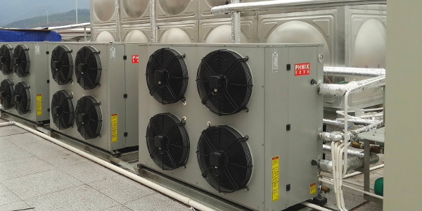 空氣能熱泵結(jié)霜冒白煙！不用慌，那是在除霜