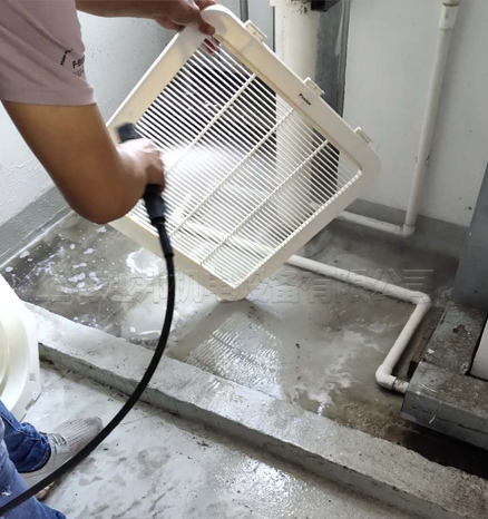 天花機中央空調(diào)維保清洗