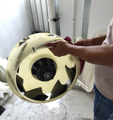 天花機中央空調(diào)維保清洗