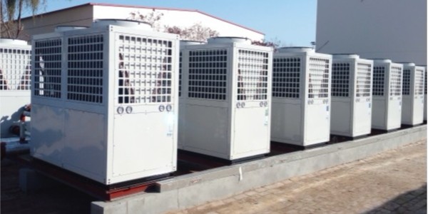 空氣能熱水器廣泛應用于各大院校 影響其選購價格的因素有哪些？